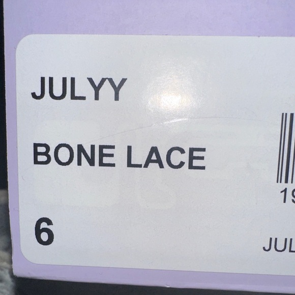 Madden Girl Bone Lace Flats - Picture 4 of 4